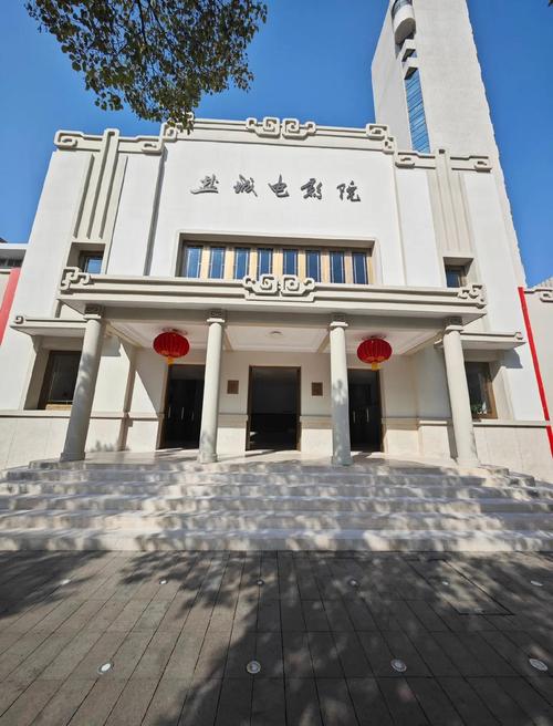 淫啪啪啪的相关介绍