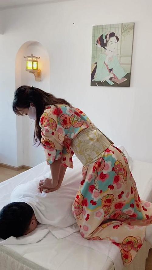 久久精品中国精品久久久的相关介绍
