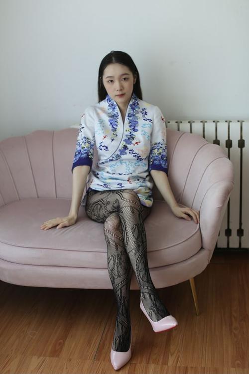 人妻少妇啪啪的相关介绍