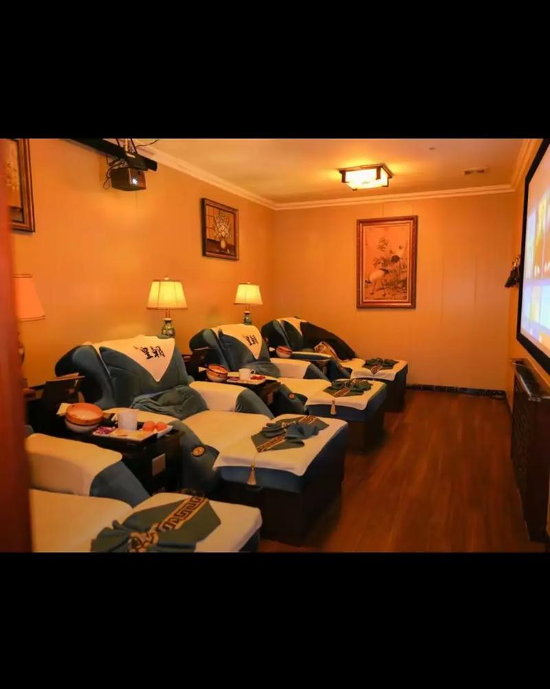 激情久久蜜桃的相关介绍