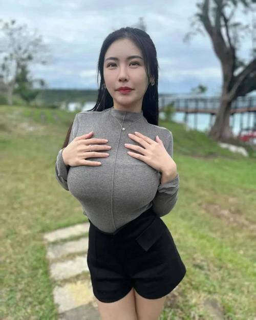 把女的操出白浆的相关介绍
