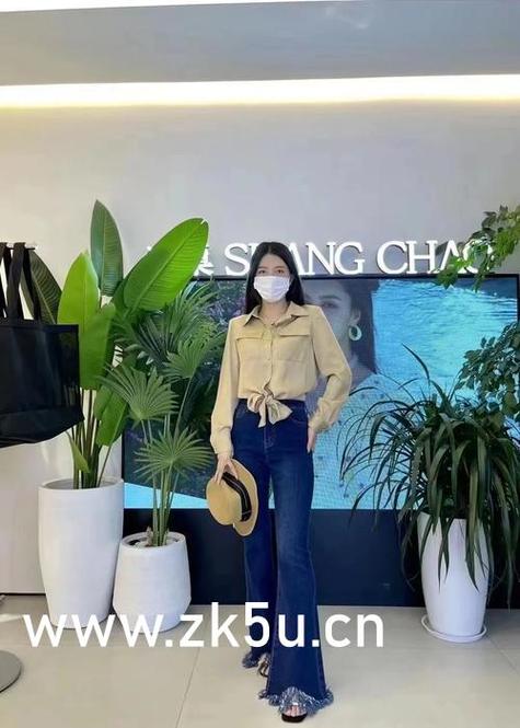 动漫美女被射入的相关介绍