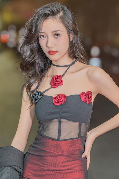 女性分泌物黄色是怎么回事用什么药的相关介绍