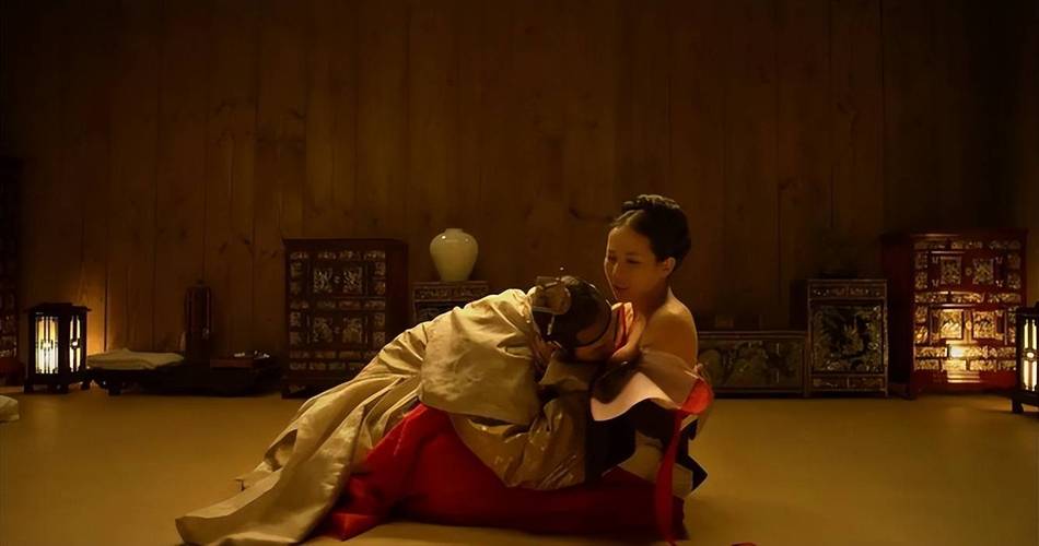美女老师求操的相关介绍