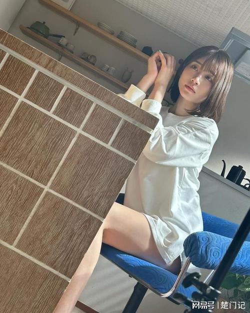 秋霞网电影院在线观看的相关介绍