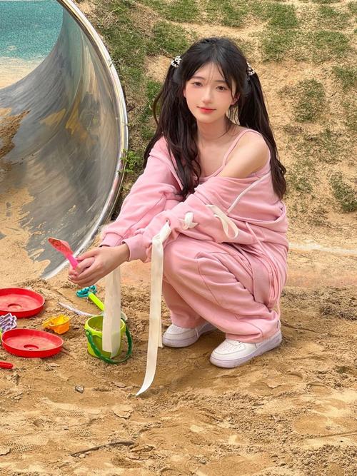 邻居夫妻小说的相关介绍