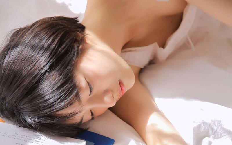 短篇人妻艳情的相关介绍