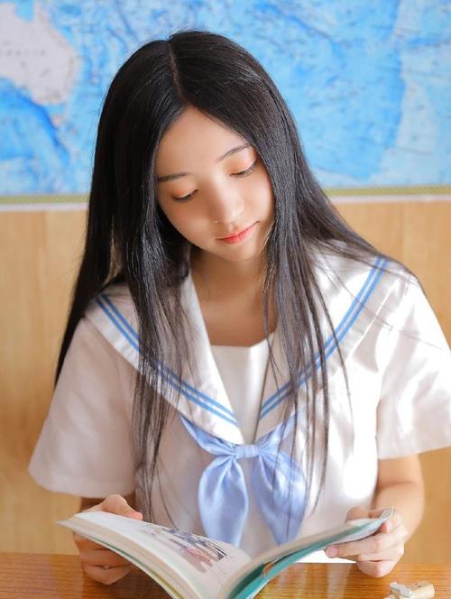 亚洲少妇三区的相关介绍