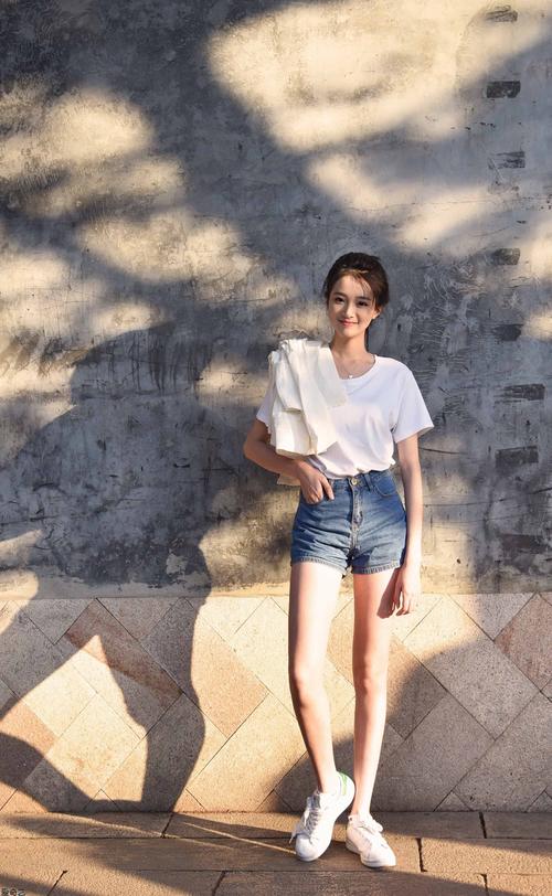 欧美熟妇另类100的相关介绍