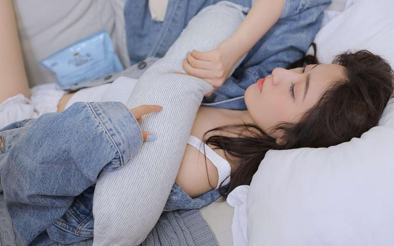 女秘书的的相关介绍