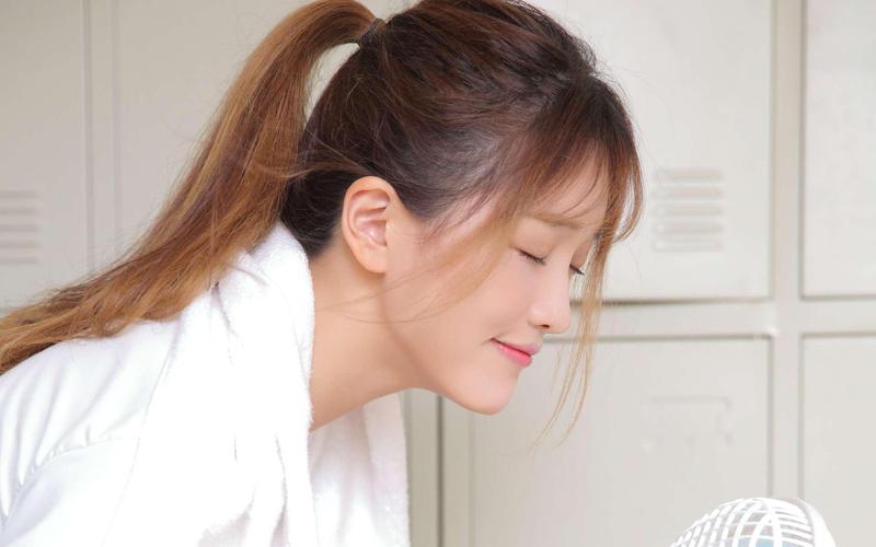 处女们淫秽的束缚的相关介绍