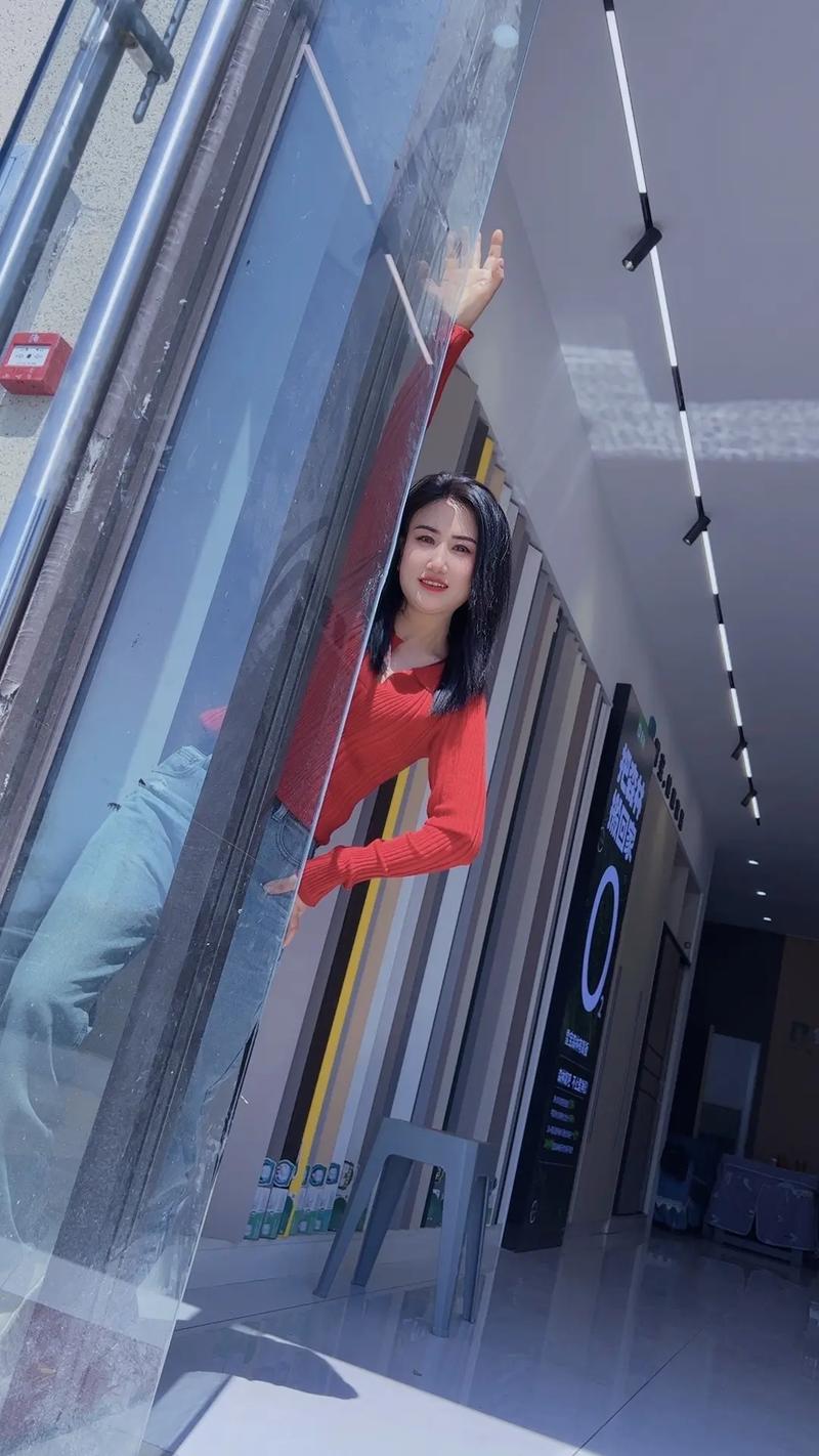 亚洲少妇一级的相关介绍