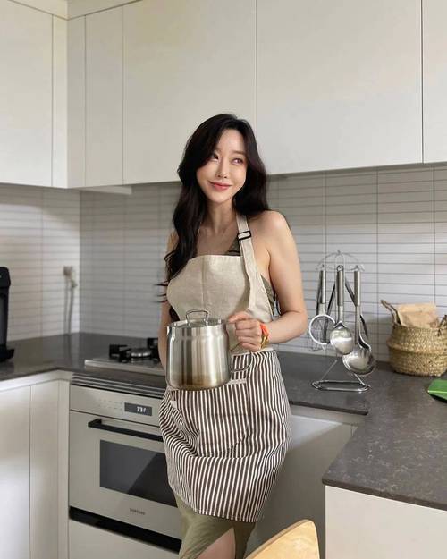 日韩欧美人妻精品的相关介绍